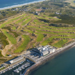Beidseitig von Wellen umspült liegt das Resort Budersand am südlichsten Ende von Sylt. (Foto: Budersand Hotel & Spa Sylt)