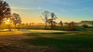 Der Golfpark Rothenburg-Schönbronn im Mai. (Foto: Martin Welz)