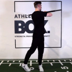 Simon Tholl, Sportwissenschaftler bei Daniel Philipp Personal Training, trainiert Deine Beweglichkeit im Lockdown. (Foto: Golf Post)