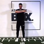 Simon Tholl, Sportwissenschaftler bei Daniel Philipp Personal Training, trainiert Deine Beweglichkeit im Lockdown. (Foto: Golf Post)