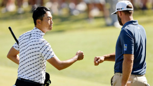 Kevin Na und Dustin Johnson duellierten sich beim WGC - Dell Technologie Match Play (Foto: Getty)