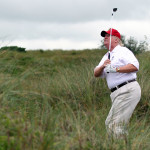 Donald Trump 2012 bei einer Runde auf dem Trump International in Balmedie, Schottland (Foto: Getty)