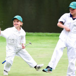 Kinder auf dem Golfplatz - Beim Par-3-Contest in Augusta kein seltenes Bild. (Foto: Getty)