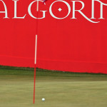 Matthias Schmid schaut während der Auftaktrunde auf der European Tour einem Putt hinterher. (Foto: Getty)