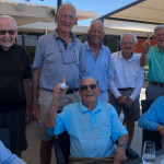 Hugh Brown und seine Golffreunde feiern das Hole-in-One (Foto: golf.org.au)