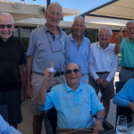 Hugh Brown und seine Golffreunde feiern das Hole-in-One (Foto: golf.org.au)