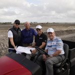 Justin Thomas, Jack Nicklaus, Dominik Senn und Max Strang auf der Grundfläche der zukünftigen Golfanlage. (Foto: Getty)