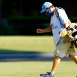 Todd Montoya, hier am Bag von Brian Stuard, ist der erste Caddie der PGA Tour, der offen mit seiner Homsexualität umgeht. (Foto: Getty)