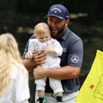 Jon Rahm mit Familie beim Par-3-Contest des US Masters 2022. (Foto: Getty)