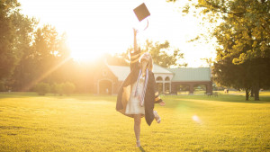 Um Golf an einem College spielen zu können, muss man auch die akademischen Anforderungen erfüllen. (Foto: unsplash.com/ Jake Patrick)