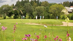 Der Golfclub Königsfeld liegt mitten im Schwarzwald. (Foto: Golfclub Königsfeld)