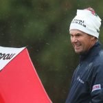 Bei der stürmischen Alfred Dunhill Links Championship 2022 war nicht nur Padraig Harrington froh über seine Mütze. (Foto: Getty)