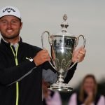 Stolz auf seinen ersten Titel auf der PGA Tour: der Kanadier Adam Svensson. (Foto: Getty)