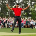 Das berühmte Nike-Outfit von Tiger Woods mit dem roten Poloshirt. (Foto. Getty)