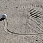 Golfregeln im Sandbunker: Was passiert, wenn sich dort zwei Bälle treffen? (Foto: Getty)