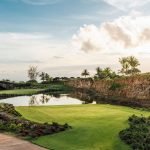 Das "Signature Hole" 16 (Par-3) des Apes Hill Barbados, gestaltet von Ron Kirby. (Foto: Azalea)