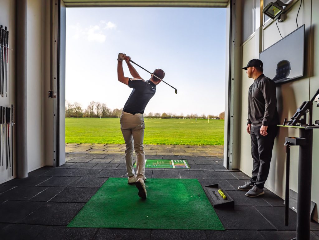 Das Schlägerfitting bei Clubfixx ist ein echtes Highlight (Foto: Clubfixx)