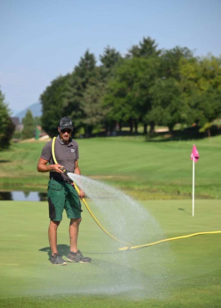 Greenkeeper: "Traumjob" auf dem Golfplatz? (Foto: Getty)