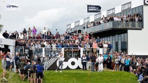 LIV Tour 2022 in London: Dustin Johnson beim Abschlag (Foto: liv)