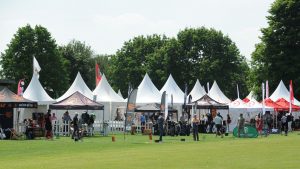 Die Schöner Golfen in Krefeld lädt alle interessierten zu einem entsapnnten Wochenende in den G&CC Elfrather Mühle ein. (Quelle: Schöner Golfen)