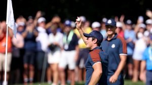 Viktor Hovland locht in seiner Proberunde zum Ryder Cup 2023 zum Hole in One auf einem Par 4. (Foto: Getty)