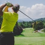 Steffen Berts erklärt, wieso man sich lieber von Golfprofessionals als seinem Flightpartner helfen lassen sollte (Foto: Unsplash)