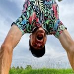 Patrick Koenig hat den Weltrekord für die meisten gespielten Plätze in einem Jahr geknackt. (Quelle: instagram/@pjkoenig)