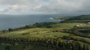 Der Kapalua Golfplatz auf Maui. (Quelle Youtube, Adventures in Golf, Skratch)