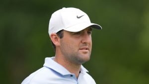 Scottie Scheffler am ersten Tag der Charles Schwab Challenge in Fort Worth . (Foto: Getty)