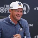 Bryson DeChambeau auf der Pressekonferenz am Dienstag vor der British Open 2024. (Foto: Charlie Crowhurst/R&A/R&A via Getty Images)
