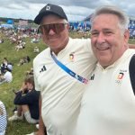 Uli Eckhardt, Bundestrainer der Herren-Elite (links) und Claus Kobold, Präsident des Deutschen Golf Verbandes, bei den Olympischen Spielen. (Foto: Deutscher Golf Verband)