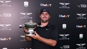 Chris Gotterup jubelt über seinen ersten Titel auf der DP World Tour (Foto: Getty)