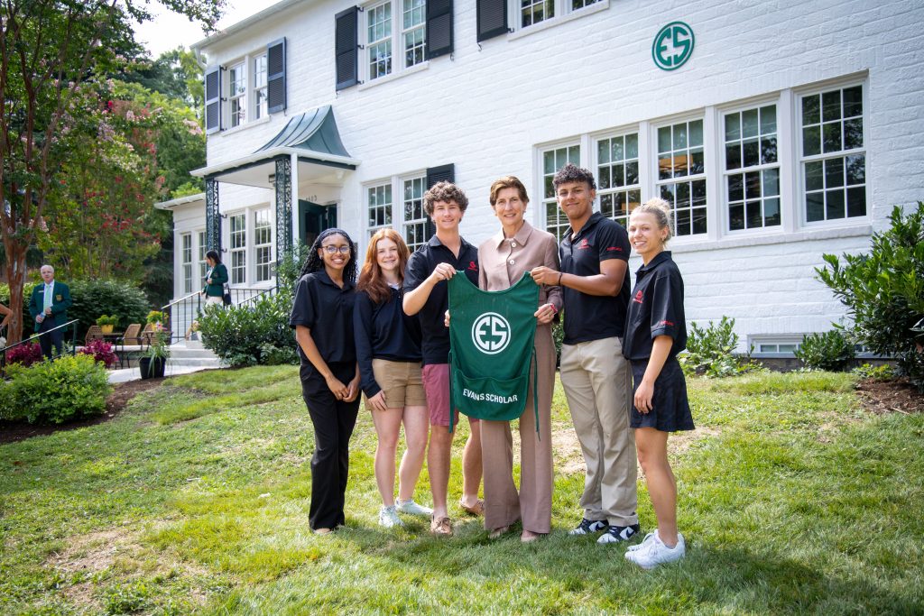 Die Eröffnung des Caves Valley Golf Club Evans Scholarship House an der University of Maryland. (Foto: BMW Group)