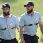 Jon Rahm und Tyrrell Hatton entgingen knapp einem Strafschlag. (Foto: Getty)