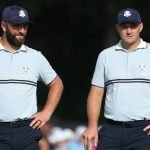 Sepp Straka und Jon Rahm gewinnen im Ryder Cup 2025 ihr Fourball-Match. (Foto: Getty)