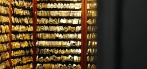 PING Gold Putter Vault: Die wertvollste Sammlung von Puttern weltweit - (@PingTour)
