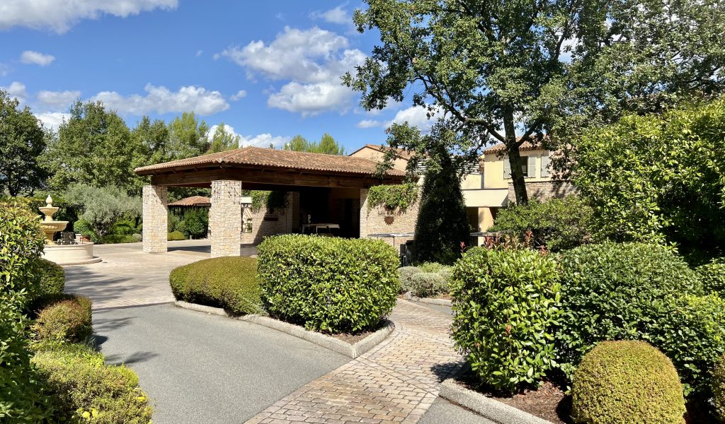 Understatement gleich zu Beginn (Foto: Jürgen Linnenbürger)