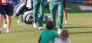 Bernhard Langer beeindruckt beim PNC Championship mit Erfahrung und Können - (@ChampionsTour)