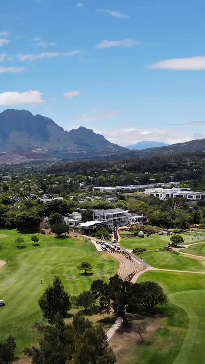 Stellenbosch GC: 18er Green bis August in Arbeit