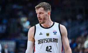 Der deutsche Basketballstar Andi Obst bei Golf Post im CelebriTee Interview (Foto: Getty)